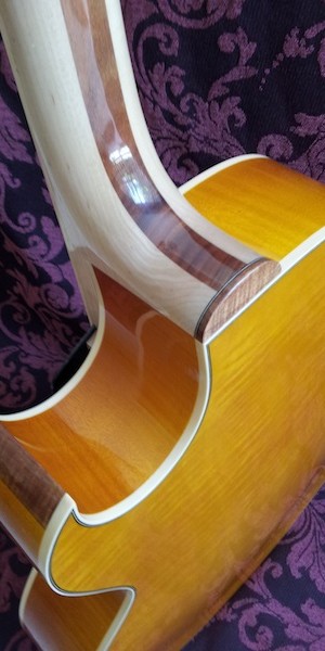 Sixteen inch Florentine – cherry burst